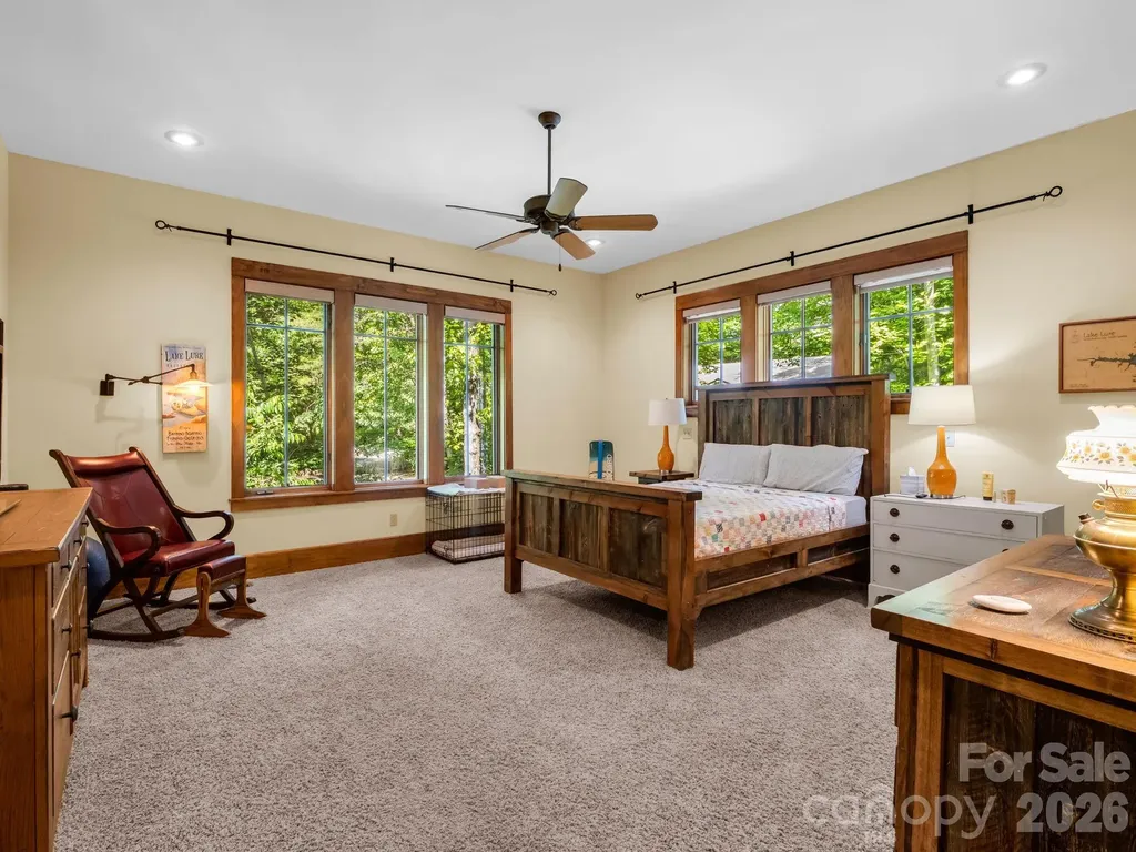 5 Longfellow Drive Black Mountain NC 28711