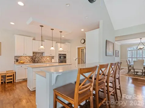 5 Split Creek Court Mills River NC 28759