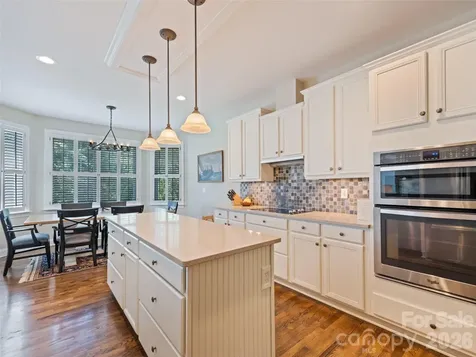 5 Split Creek Court Mills River NC 28759