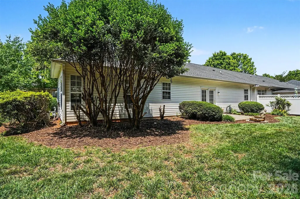 9330 Duckhorn Drive Charlotte NC 28277