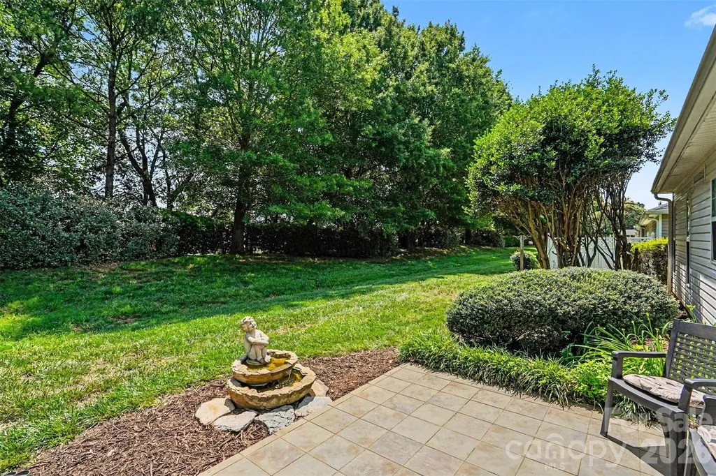 9330 Duckhorn Drive Charlotte NC 28277