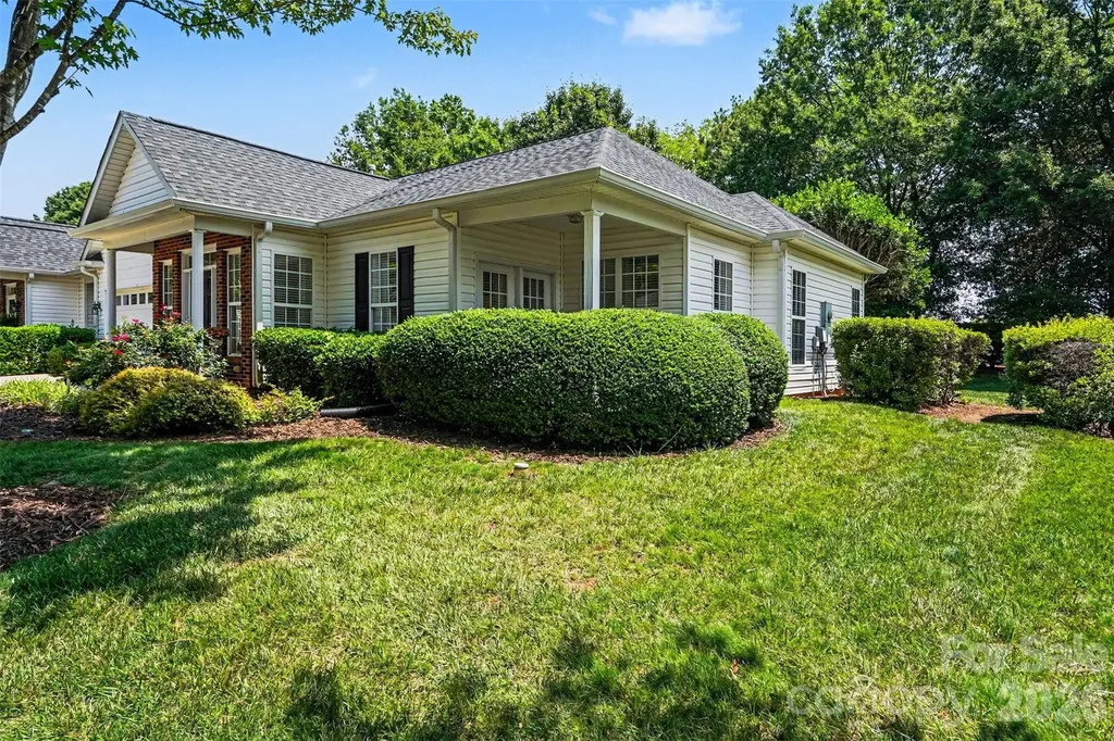 9330 Duckhorn Drive Charlotte NC 28277