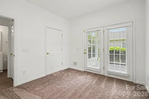 9330 Duckhorn Drive Charlotte NC 28277