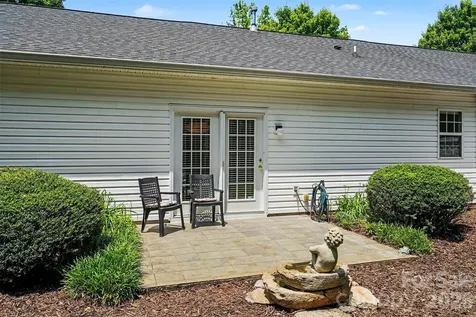 9330 Duckhorn Drive Charlotte NC 28277