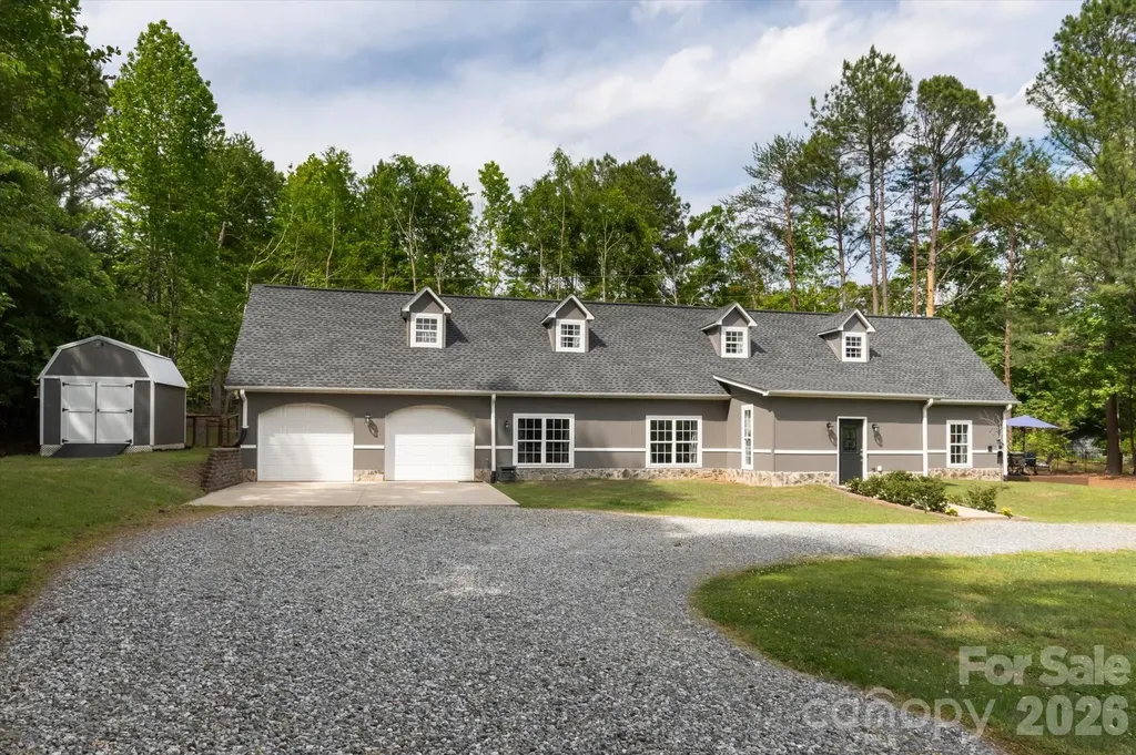 3860 Landrum Road Columbus NC 28722