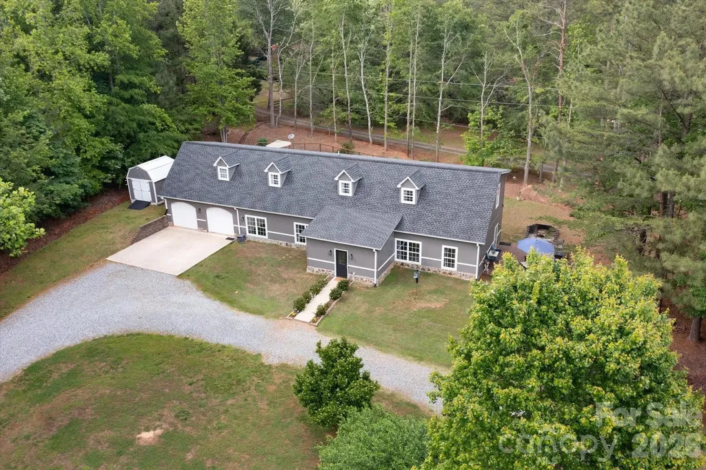 3860 Landrum Road Columbus NC 28722