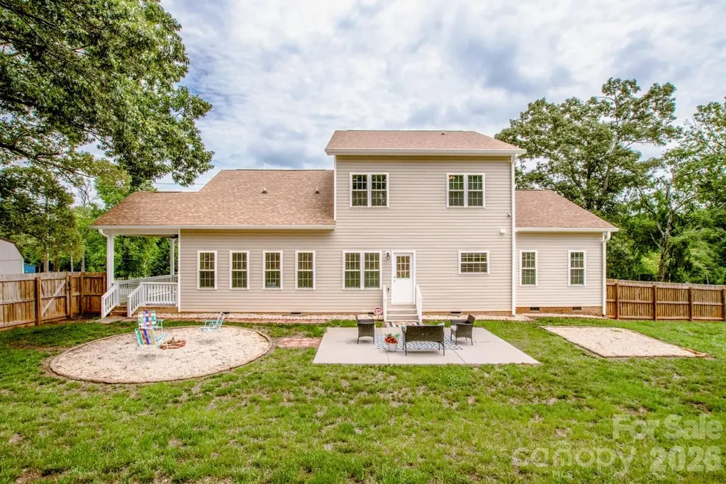 3211 Oakdale Road Charlotte NC 28216