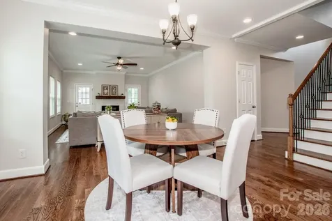 3211 Oakdale Road Charlotte NC 28216
