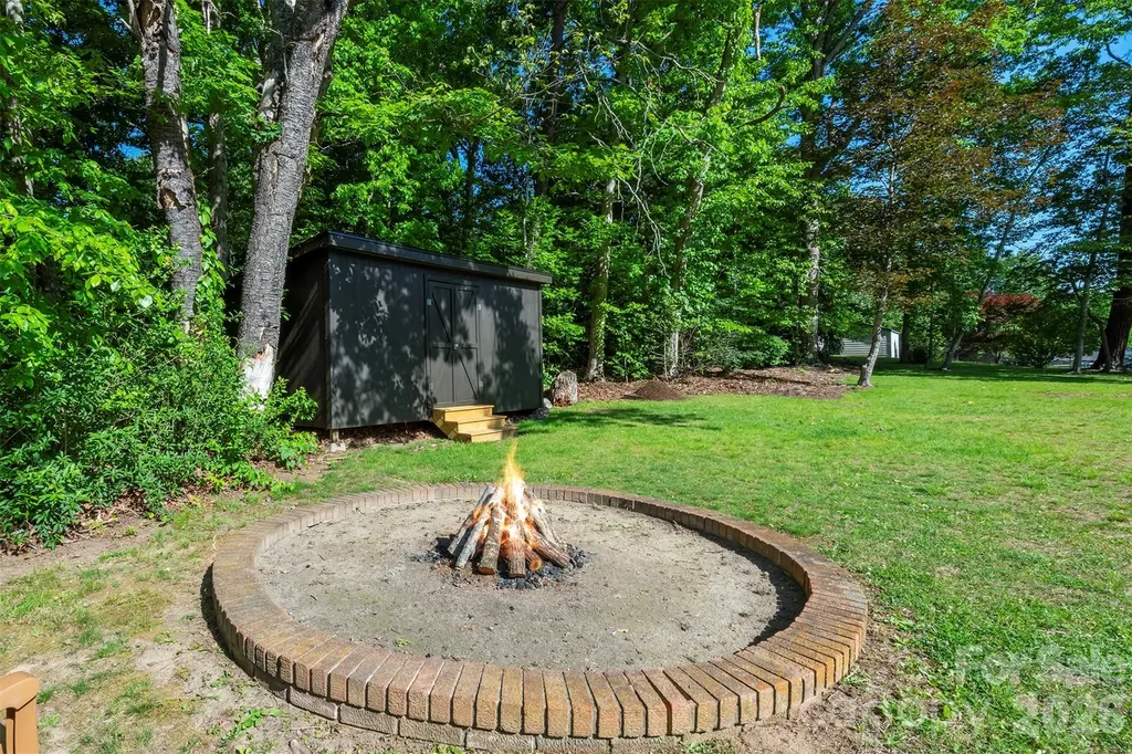 34 Goldmont Street Black Mountain NC 28711