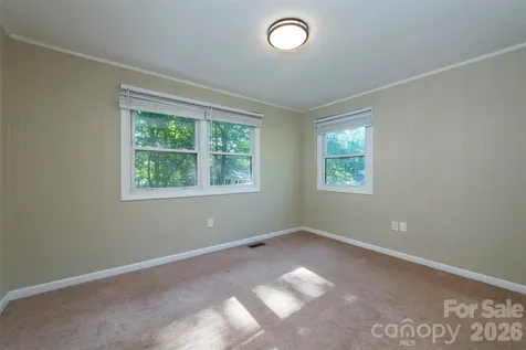 34 Goldmont Street Black Mountain NC 28711