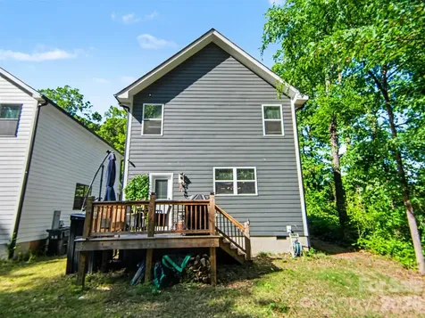1832 Purser Drive Charlotte NC 28215
