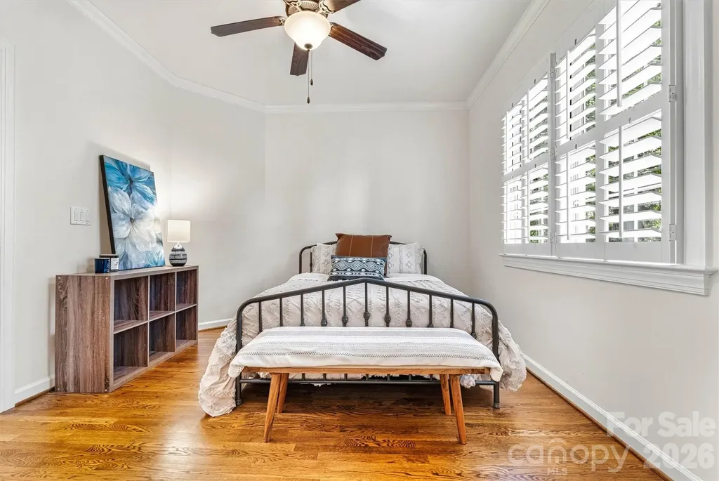 5028 Foxbriar Trail Charlotte NC 28269