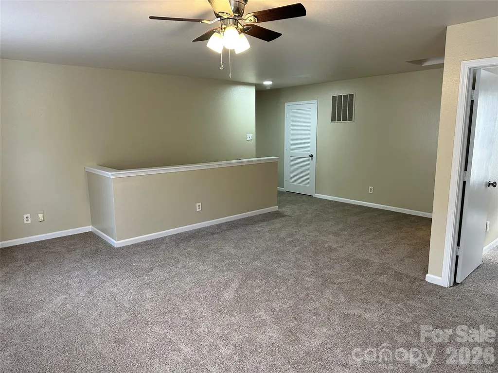 3042 Meadow Knoll Drive Charlotte NC 28269