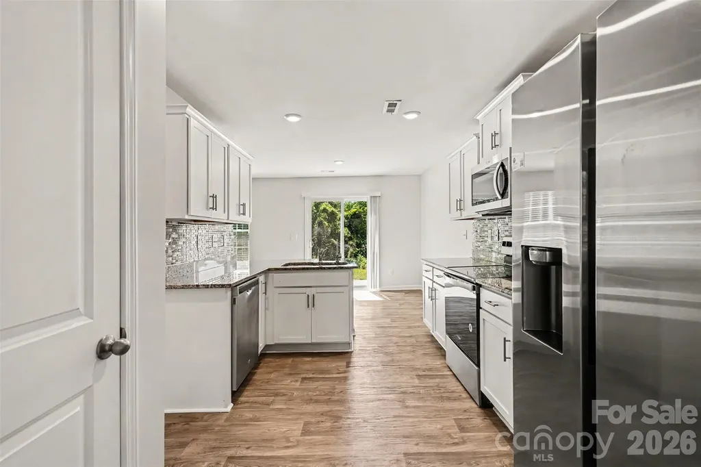 2727 Waybrook Drive Dallas NC 28034