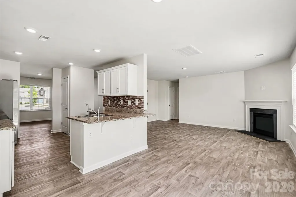 2727 Waybrook Drive Dallas NC 28034