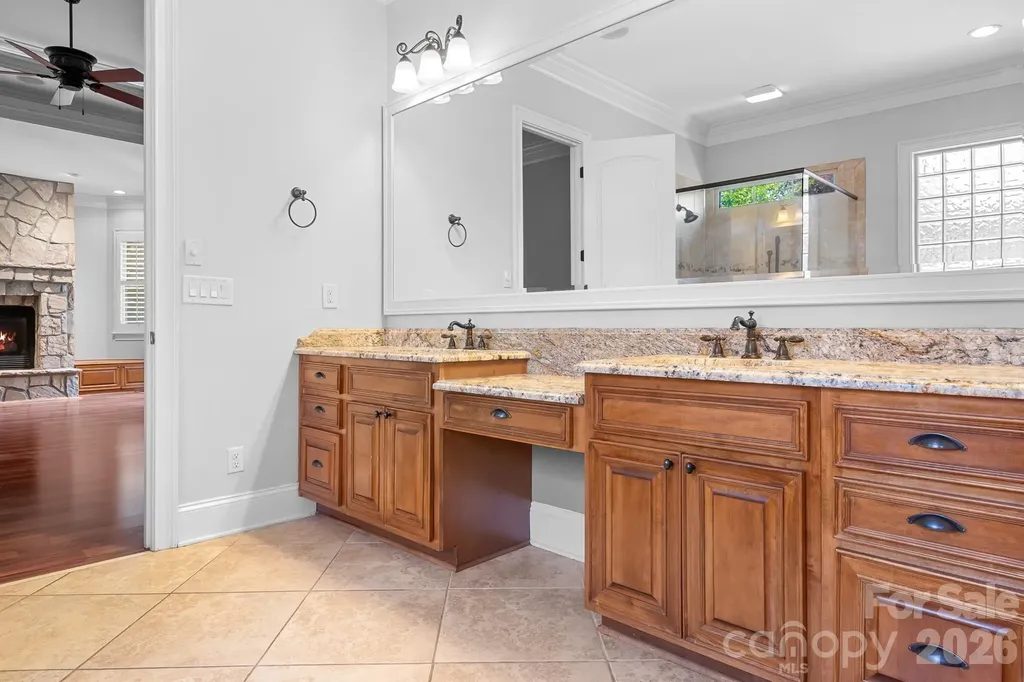 2215 Whiskery Drive Waxhaw NC 28173