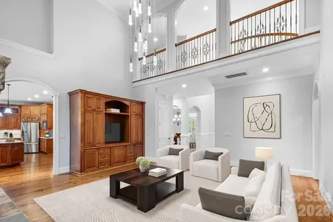 2215 Whiskery Drive Waxhaw NC 28173