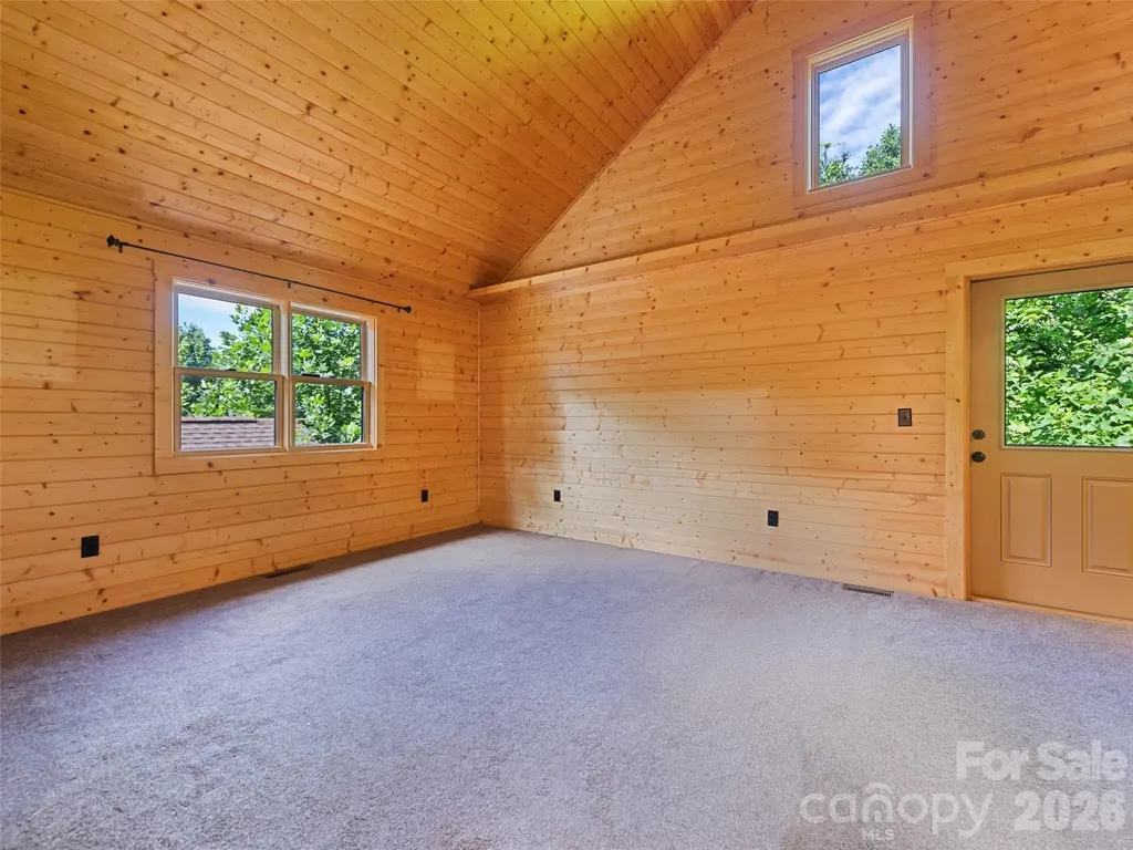 51 Stony Pond Lane Canton NC 28716