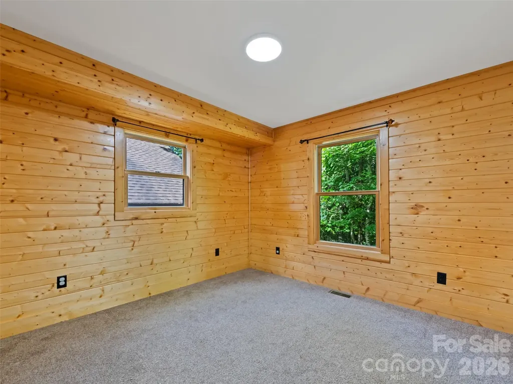 51 Stony Pond Lane Canton NC 28716