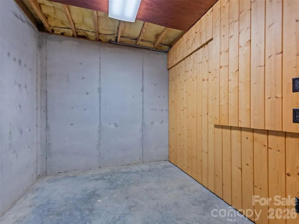 51 Stony Pond Lane Canton NC 28716
