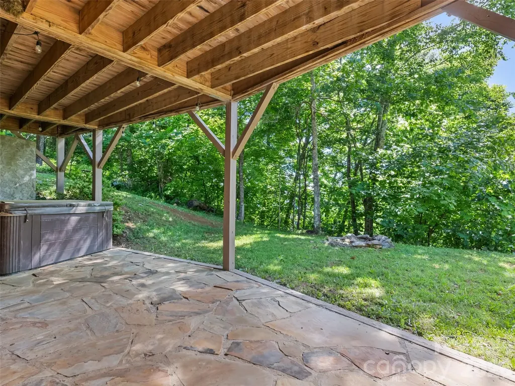 51 Stony Pond Lane Canton NC 28716