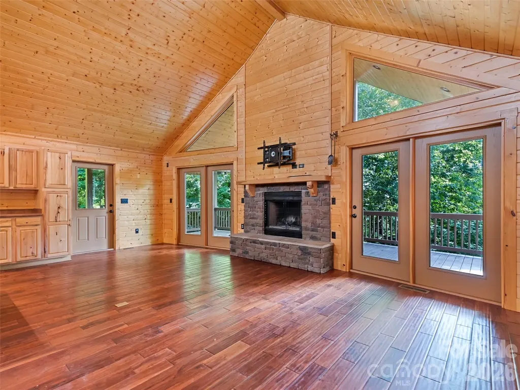 51 Stony Pond Lane Canton NC 28716