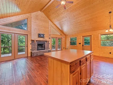 51 Stony Pond Lane Canton NC 28716
