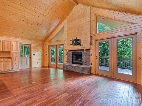 51 Stony Pond Lane Canton NC 28716