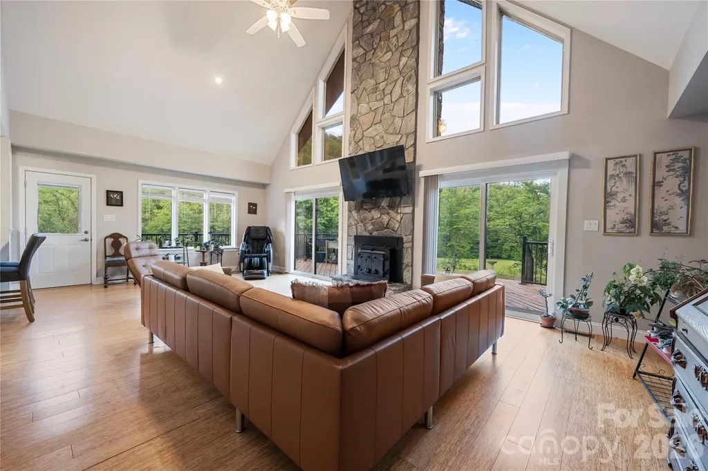 6029 Mulberry Church Road Lenoir NC 28645