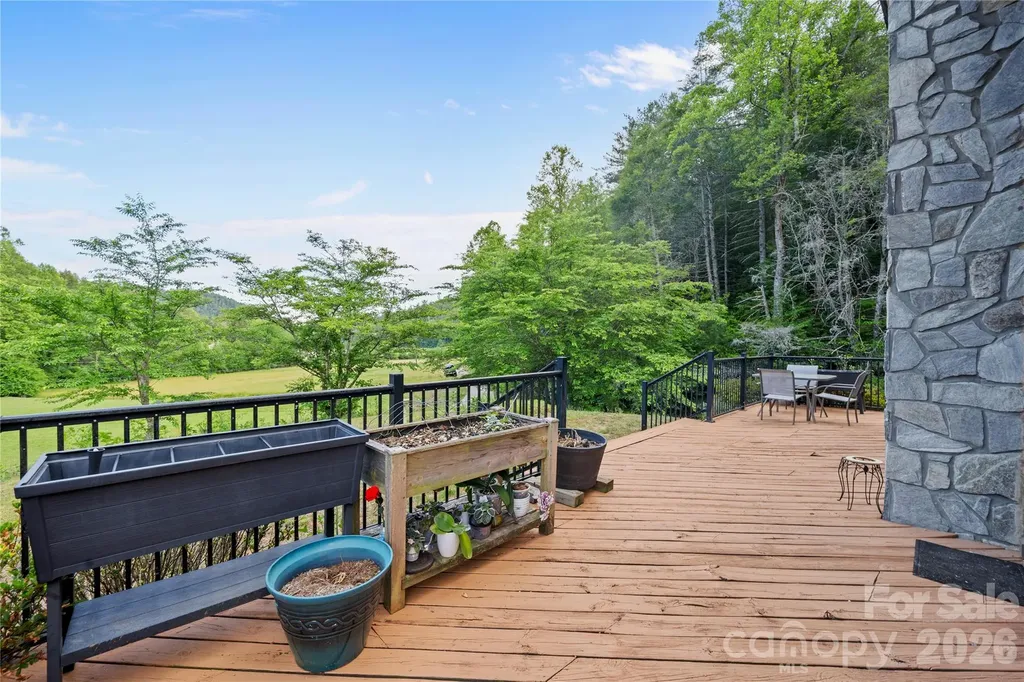 6029 Mulberry Church Road Lenoir NC 28645