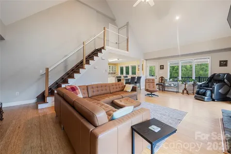 6029 Mulberry Church Road Lenoir NC 28645
