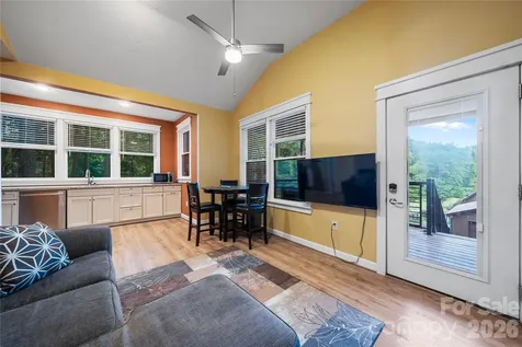 6029 Mulberry Church Road Lenoir NC 28645