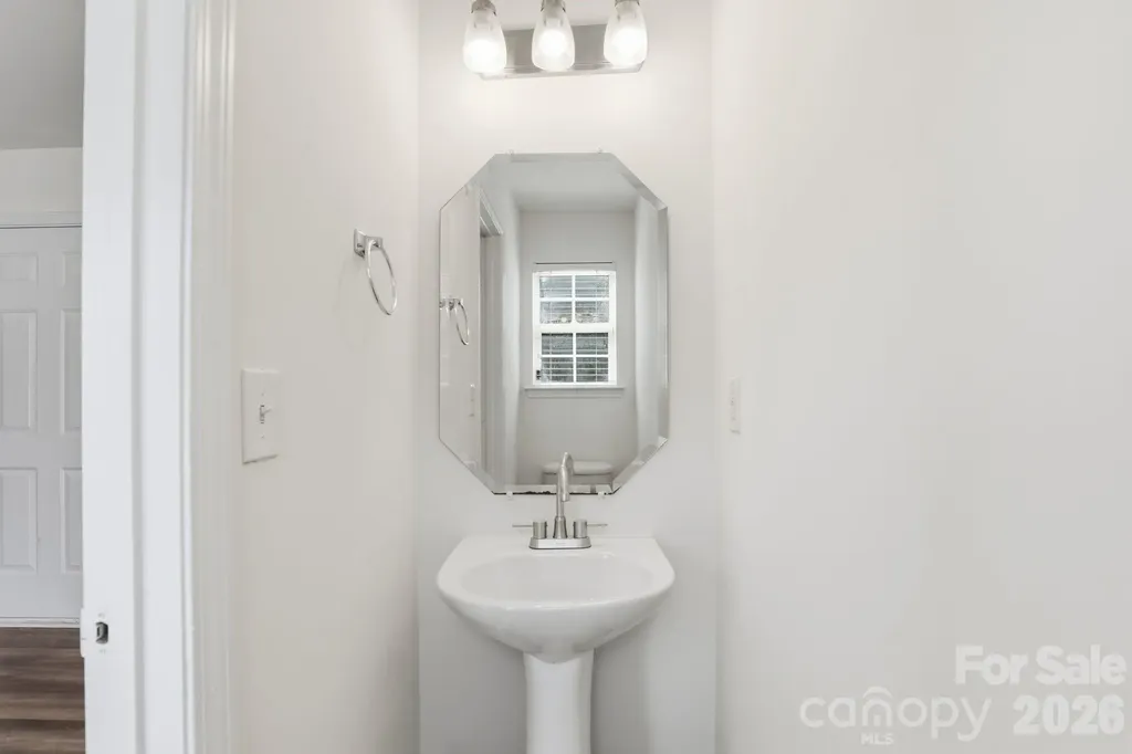 5623 Henderson Oaks Drive Charlotte NC 28269