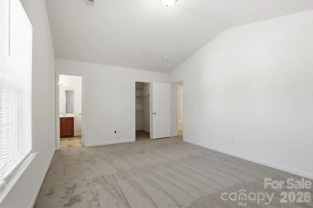 5623 Henderson Oaks Drive Charlotte NC 28269