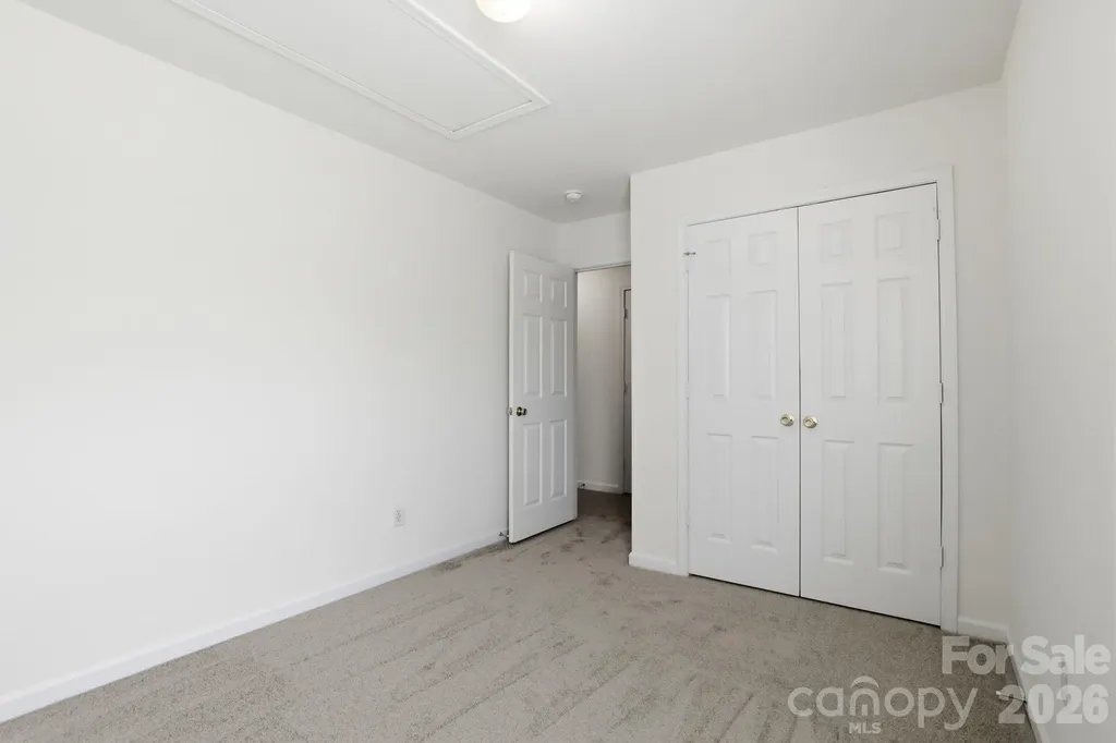 5623 Henderson Oaks Drive Charlotte NC 28269