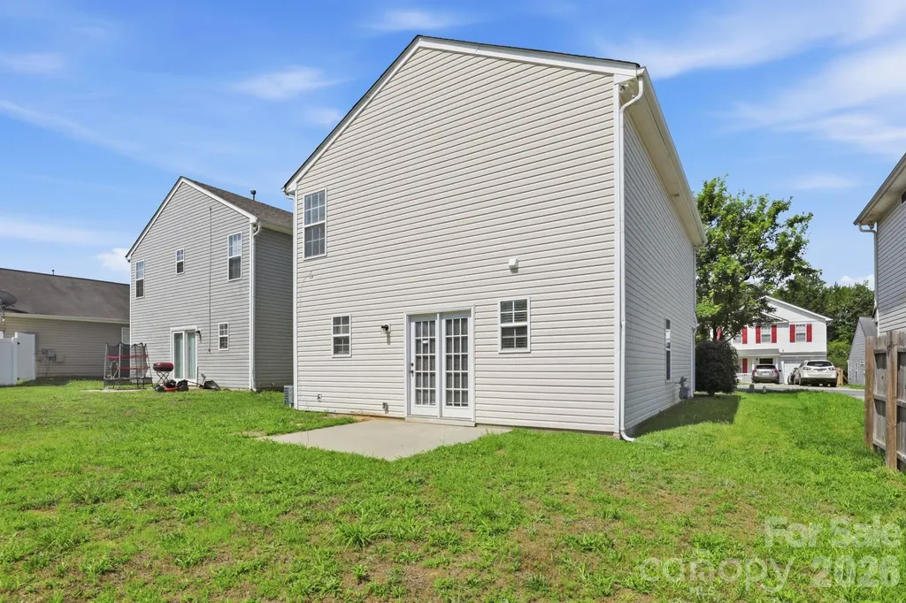 5623 Henderson Oaks Drive Charlotte NC 28269