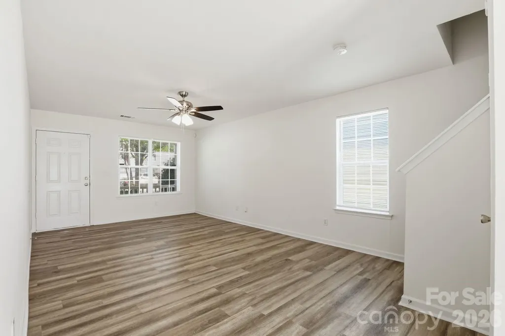 5623 Henderson Oaks Drive Charlotte NC 28269