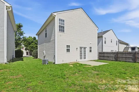 5623 Henderson Oaks Drive Charlotte NC 28269