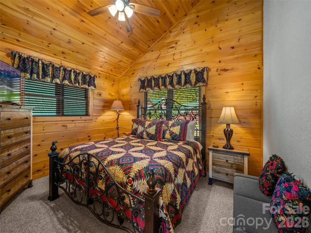 242 Panoramic Loop Maggie Valley NC 28751