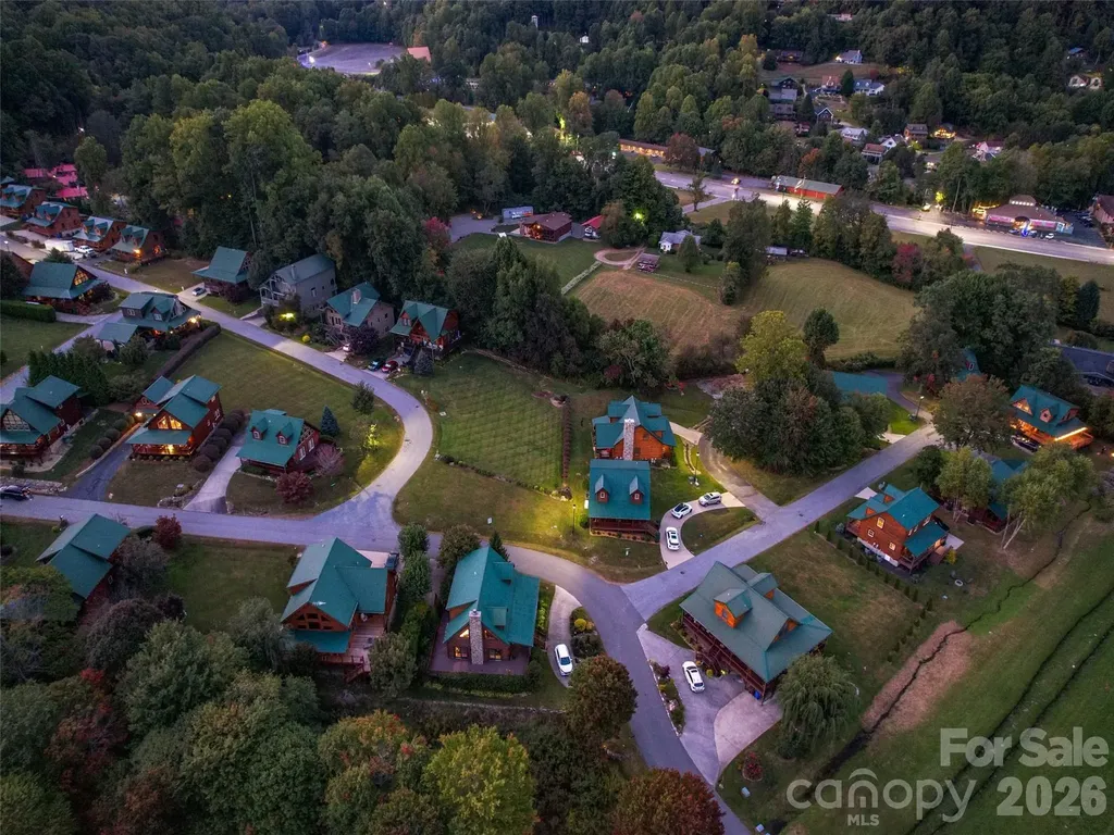 242 Panoramic Loop Maggie Valley NC 28751