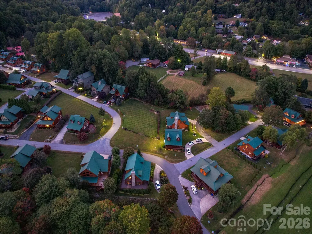 242 Panoramic Loop Maggie Valley NC 28751
