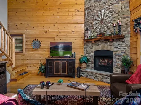 242 Panoramic Loop Maggie Valley NC 28751