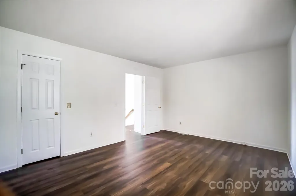3109 Heathstead Place Charlotte NC 28210