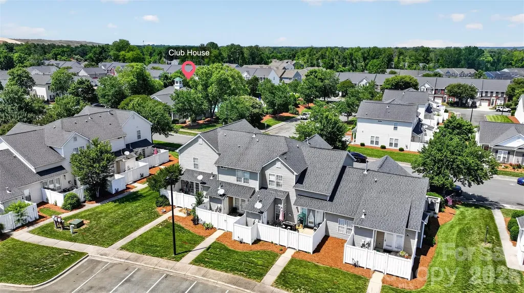 4071 Center Place Drive Harrisburg NC 28075