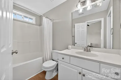 4071 Center Place Drive Harrisburg NC 28075