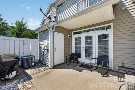 4071 Center Place Drive Harrisburg NC 28075
