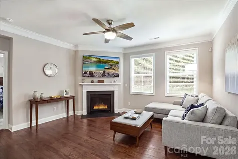 2444 Seagull Drive Denver NC 28037