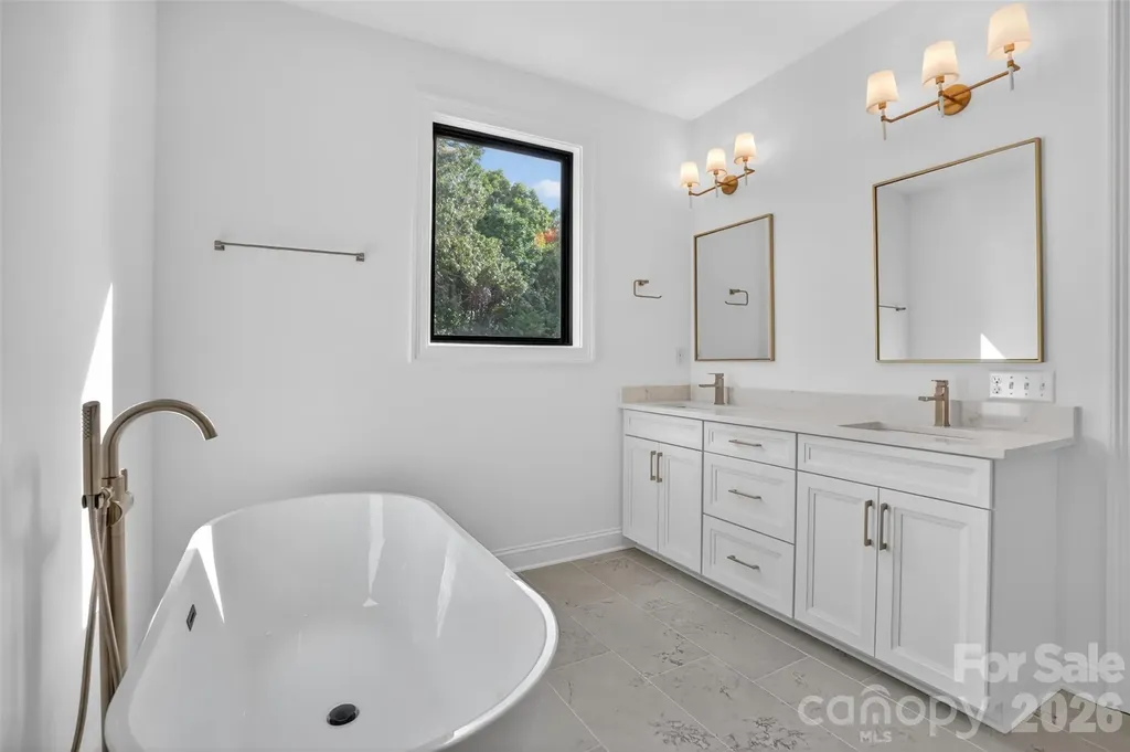 417 W Cama Street Charlotte NC 28217
