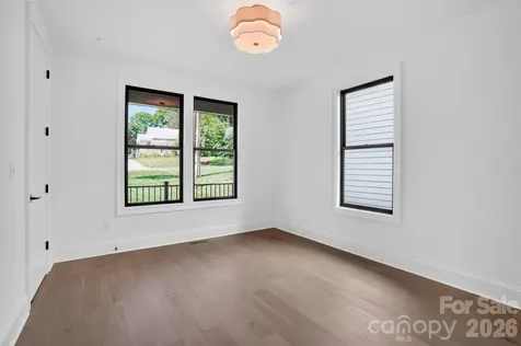 417 W Cama Street Charlotte NC 28217