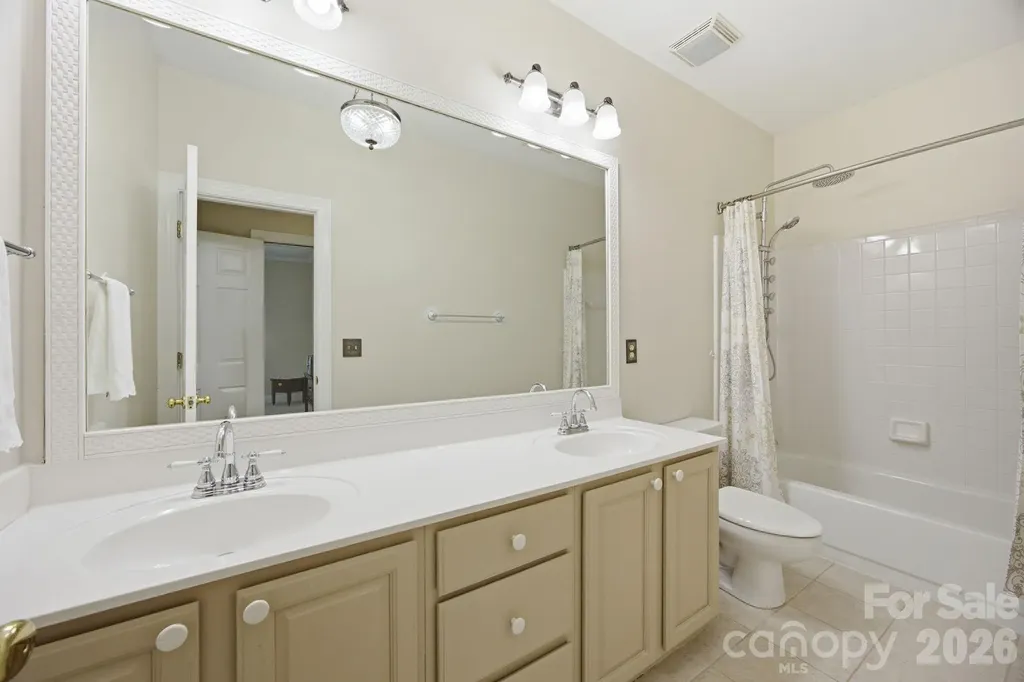 2608 Saintfield Place Charlotte NC 28270